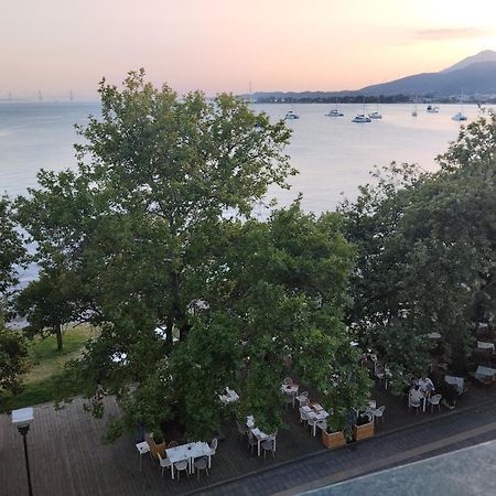 Πέτρινο Στη Θάλασσα Apartment Nafpaktos Ngoại thất bức ảnh