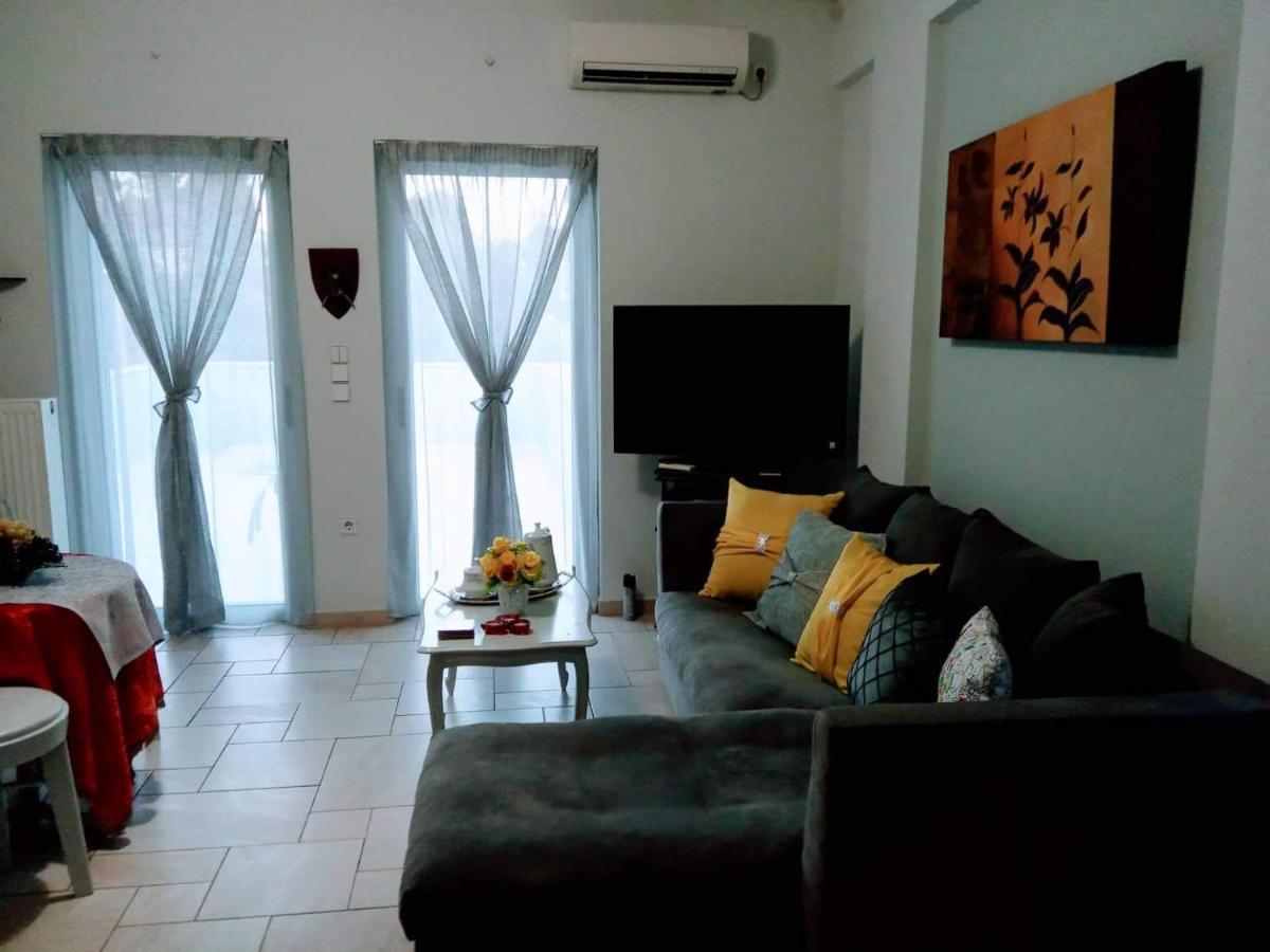 Πέτρινο Στη Θάλασσα Apartment Nafpaktos Ngoại thất bức ảnh