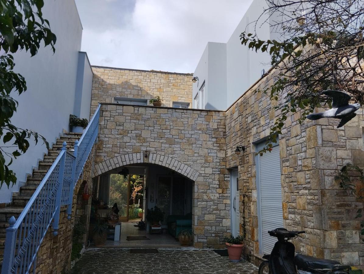 Πέτρινο Στη Θάλασσα Apartment Nafpaktos Ngoại thất bức ảnh