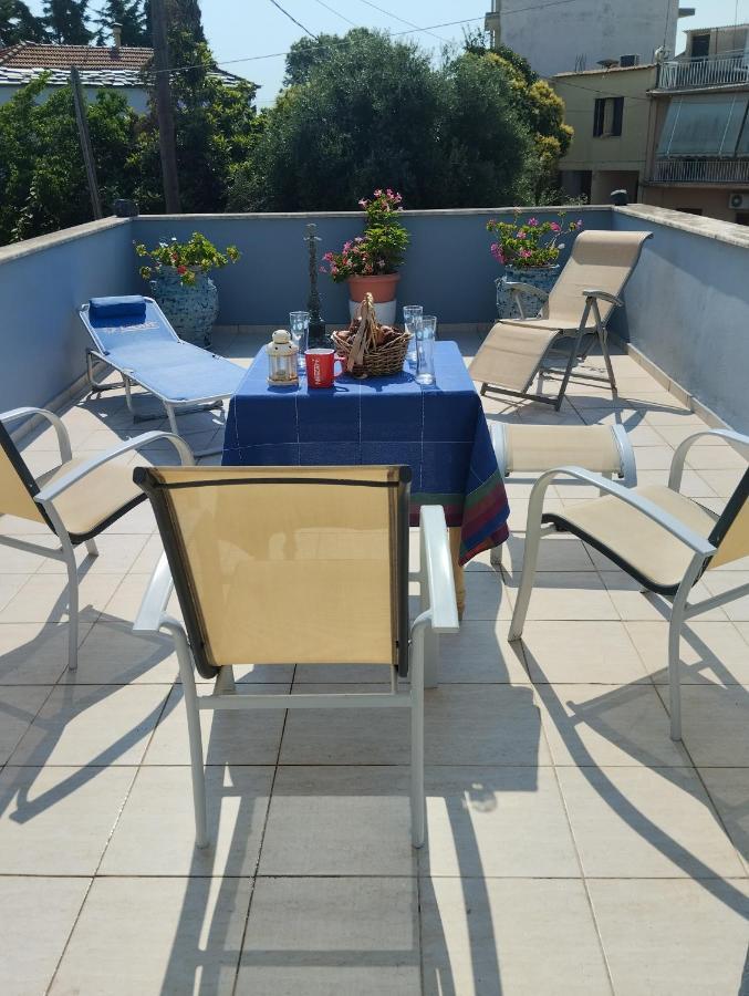 Πέτρινο Στη Θάλασσα Apartment Nafpaktos Ngoại thất bức ảnh